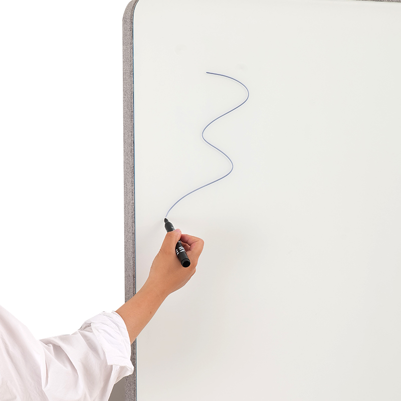 Moderná biela akustická písacia tabuľa Zvukotesné panely z polyesterových vlákien pre sklenený materiál na prepážku domácej kancelárie Moderná biela akustická písacia tabuľa Zvukotesné panely z polyesterových vlákien pre sklenený materiál na prepážku domácej kancelárie